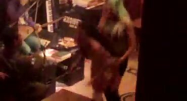 sex vn sinh viên Bố đụ con gái. clip thu dam